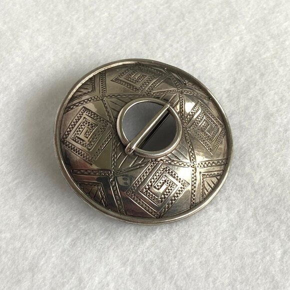 VTG 813H Silver Finland Kultateollisuus Ky Modernist 1.55" Round Domed Brooch - Picture 2 of 16